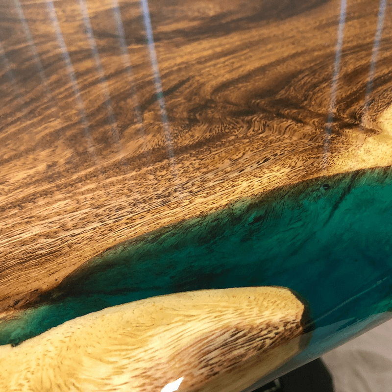 houten tafelblad met epoxy